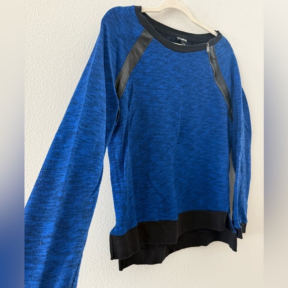 Express Blue and Black Knit Top - Picture 4 of 5